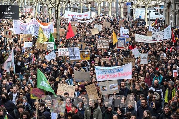 Chính phủ Pháp khẳng định vẫn thực thi luật cải cách hưu trí