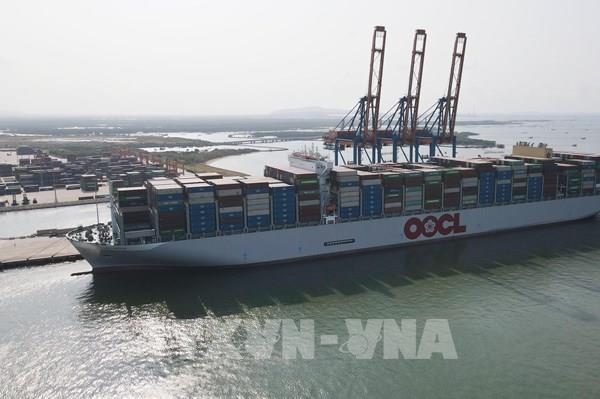 一艘超級集裝箱船已抵達Cai Mep-Thi Vai港口