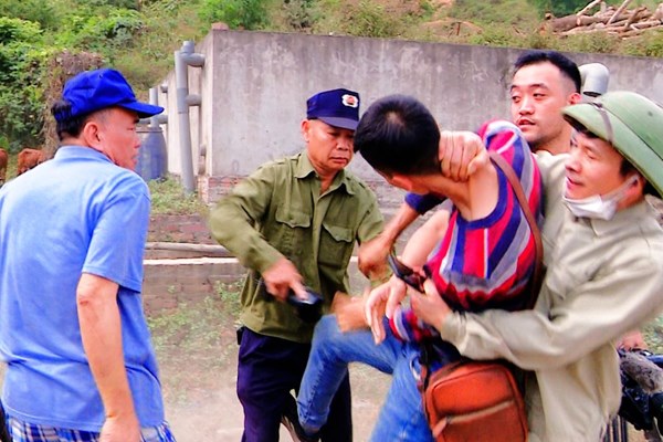 UBND tỉnh Hòa Bình chỉ đạo làm rõ thông tin phóng viên bị cản trở tác nghiệp