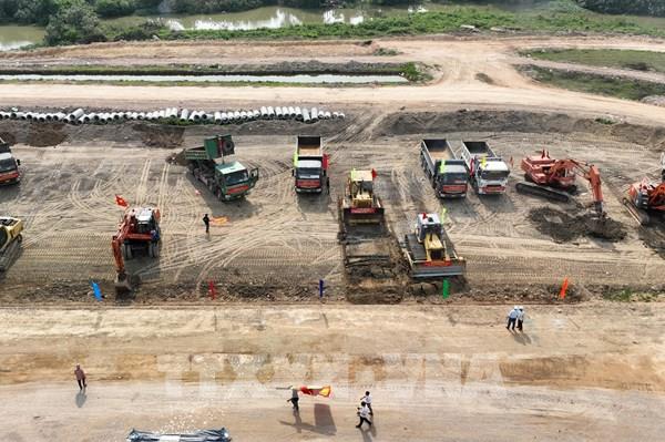 Bình Định xây dựng tuyến đường ven biển