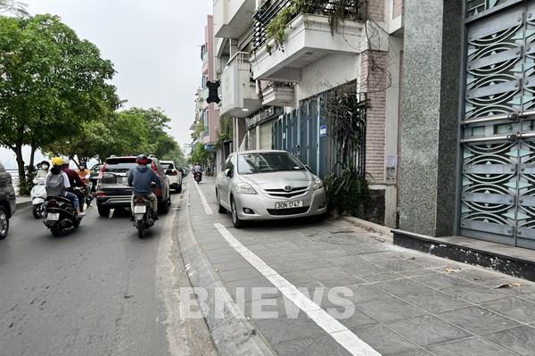ハノイは歩道と道路の秩序を回復することを決意している