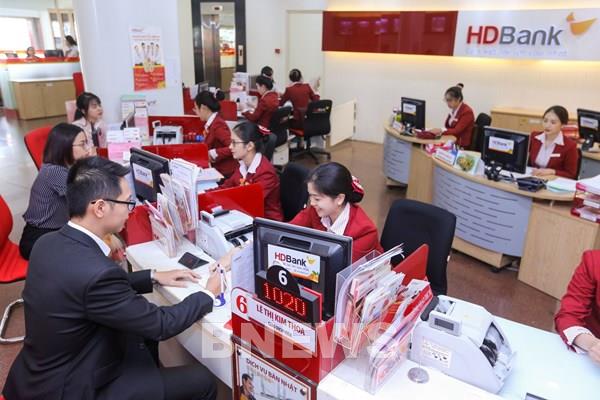 Lãi suất ngân hàng tháng 8/2023 tăng, giảm trái chiều tại nhiều kỳ hạn