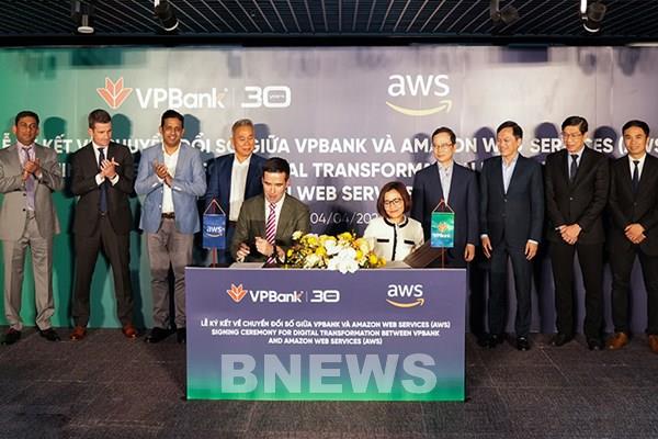 VPBank bắt tay Amazon Web Services nâng tầm trải nghiệm công nghệ ngân hàng số