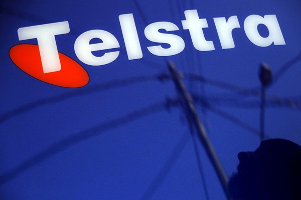 Telstra áp dụng thu phí hóa đơn giấy
