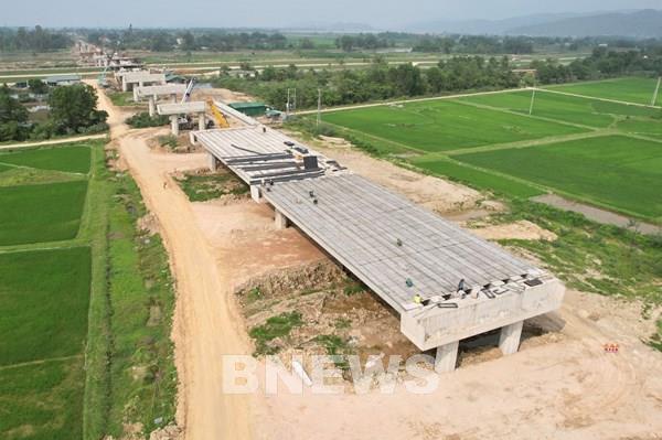 Cao tốc Bắc - Nam giai đoạn 2 giải ngân đạt 30% kế hoạch vốn