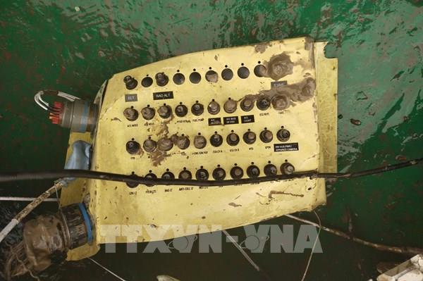 Vụ tai nạn máy bay trên biển: Tìm thấy hộp đen của trực thăng rơi