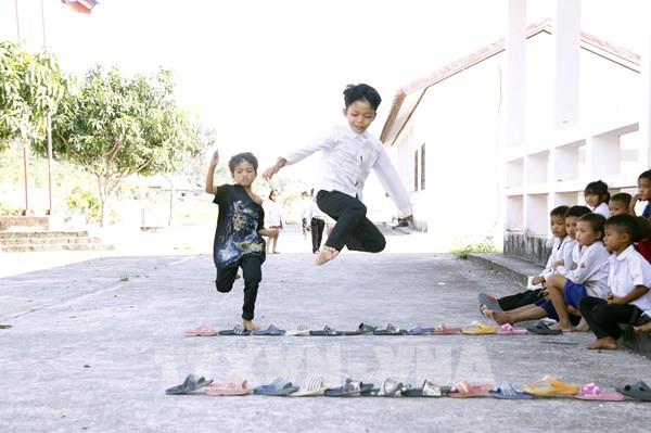 Doanh nghiệp Việt Nam tại Lào gắn kết hữu nghị - Bài 3: Phát triển kinh tế gắn với an sinh xã hội