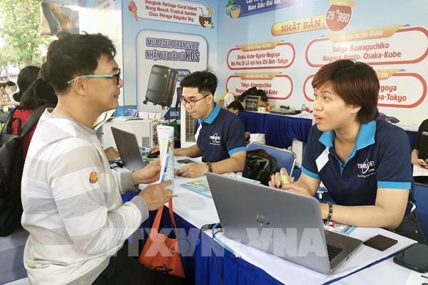 Hàng ngàn người "săn" được tour du lịch giá rẻ dịp 30/4 - 1/5