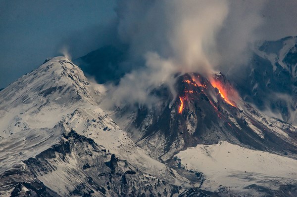 Nga: Núi lửa phun trào tại Kamchatka, đe dọa hoạt động hàng không