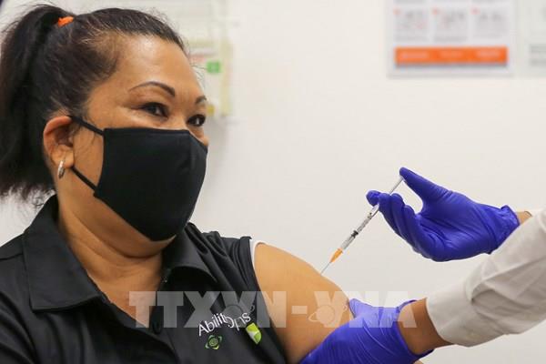 Chuyên gia nhận định về tình trạng gia tăng số ca mắc COVID-19 