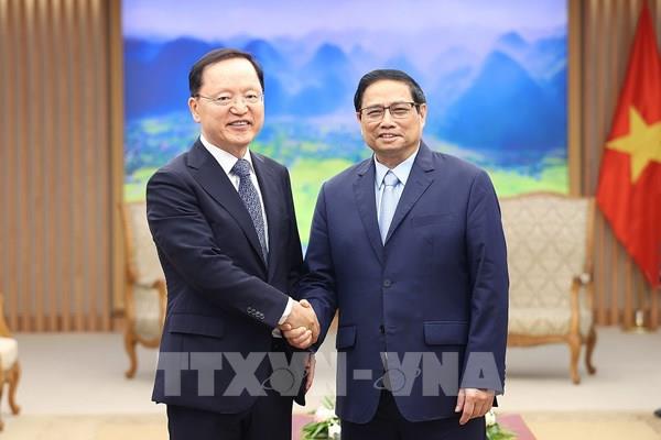 Thủ tướng Phạm Minh Chính tiếp Tổng Giám đốc phụ trách tài chính Tập đoàn Samsung