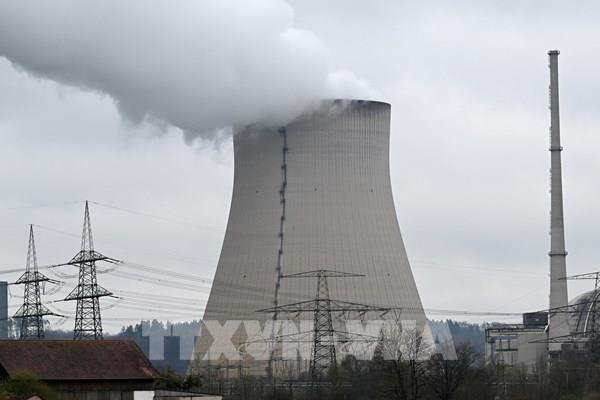 Đức chính thức đóng cửa 3 nhà máy điện hạt nhân cuối cùng