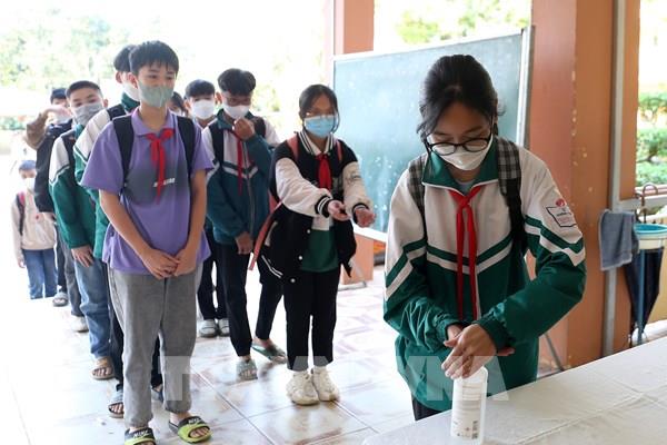 Ngày 15/4, Việt Nam ghi nhận 775 ca mắc COVID-19