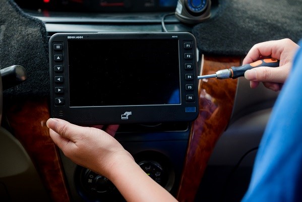 Cục Đường bộ lên tiếng về những hạn chế của thiết bị giám sát học lái xe