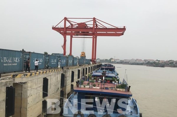 Tăng kết nối vận tải hàng hoá đến Hải Phòng bằng đường thủy