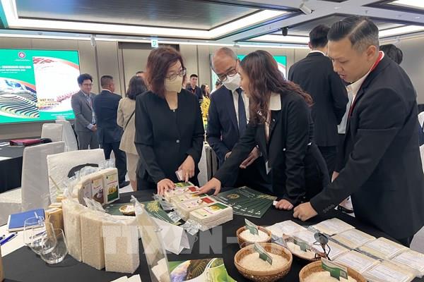 Tăng năng lực cạnh tranh của gạo Việt trên thị trường Hong Kong (Trung Quốc)