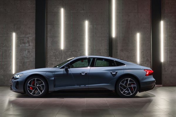RS e-tron GT - mẫu xe điện hàng đầu của Audi đã có mặt tại Việt Nam