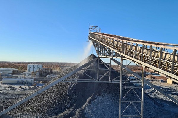 Sản lượng quặng sắt và niken của tập đoàn khai khoáng lớn nhất Australia sụt giảm