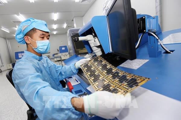 Tìm lối thoát cho doanh nghiệp - Bài 1: Hướng nào giúp doanh nghiệp vượt khó?