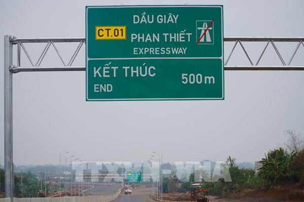 Công bố Đường dây nóng hỗ trợ phương tiện gặp sự cố trên cao tốc Phan Thiết - Dầu Giây