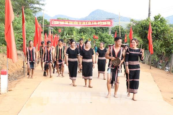 Gia Lai: Niềm vui nhân đôi của bà con làng Đê Kôn