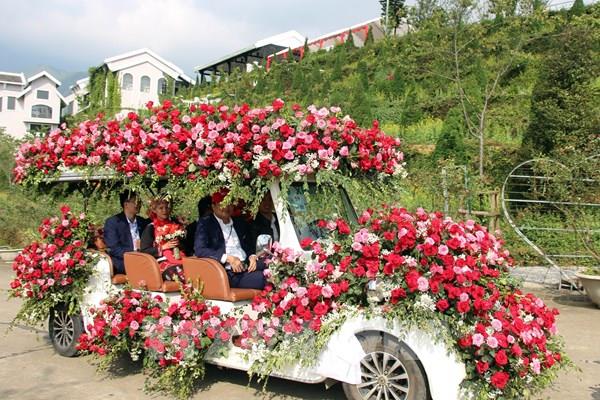  Festival hoa hồng và Carnaval