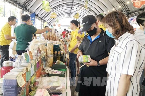 Hơn 1000 sản phẩm tụ hội tại Lễ hội “Nông sản đặc sản vùng miền 2023” 