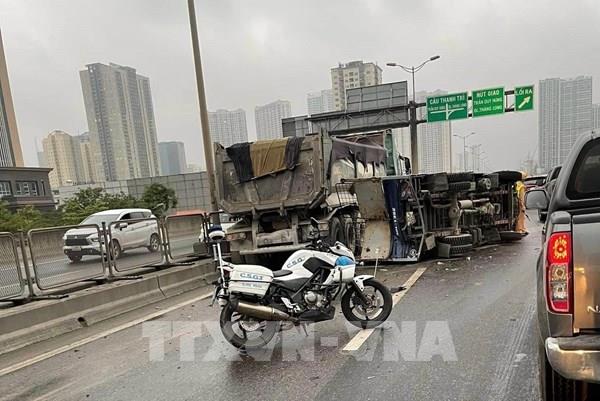 Ngày đầu kỳ nghỉ lễ, 16 người tử vong vì tai nạn giao thông