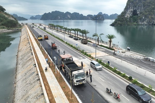 Khánh thành đường bao biển nối thành phố Hạ Long với Cẩm Phả