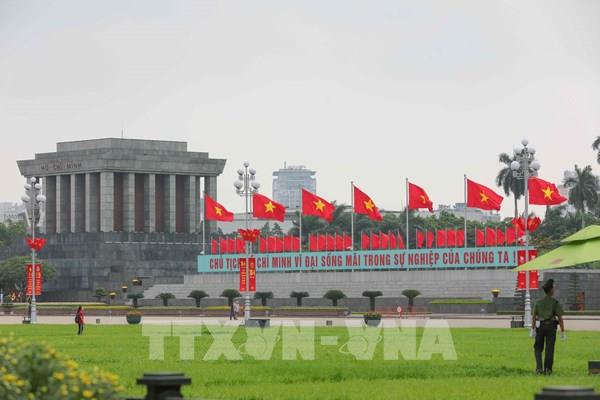 Hơn 52.000 lượt khách vào Lăng viếng Chủ tịch Hồ Chí Minh trong 3 ngày nghỉ lễ