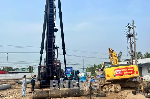 Các dự án cao tốc ở Tây Nam Bộ đã được bố trí nguồn cát san lấp ra sao?