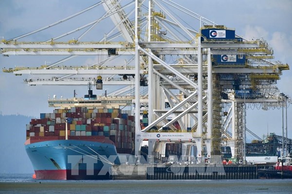 Canada ghi nhận mức thặng dư thương mại tích cực