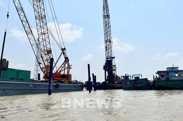 Đề xuất chuyển vốn dự án cao tốc sang phục vụ chi trả mặt bằng cho cầu Rạch Miễu 2