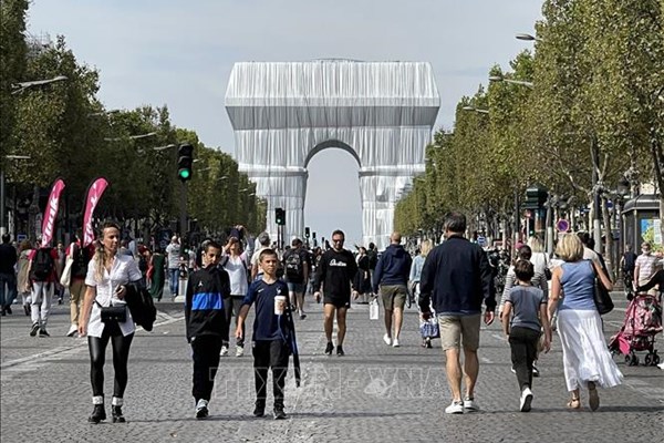 Châu Âu chờ đón sự trở lại của du khách Trung Quốc