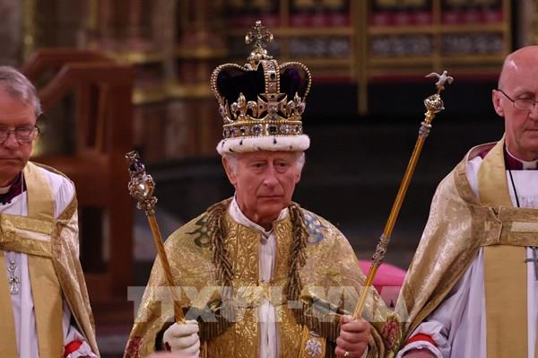Vua Charles III của nước Anh chính thức đăng quang