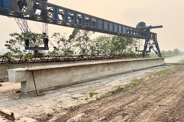 Giải quyết khó khăn mặt bằng thi công cầu Bến Mới nối Nam Định với Ninh Bình