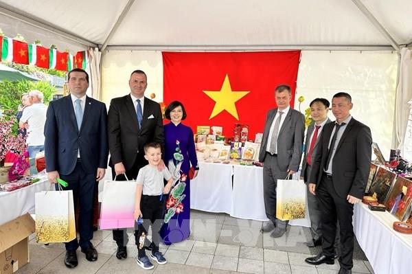 Ấn tượng Ngày Văn hoá Việt Nam tại Hungary