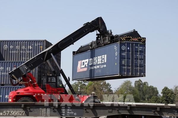 Hàng hóa vận chuyển trên đường sắt Lào – Trung tiếp tục tăng mạnh