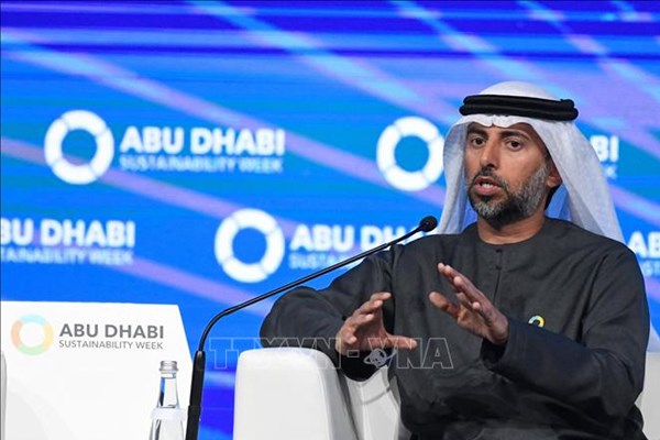 UAE: Quyết định cắt giảm sản lượng của OPEC+ giúp cân bằng thị trường dầu mỏ