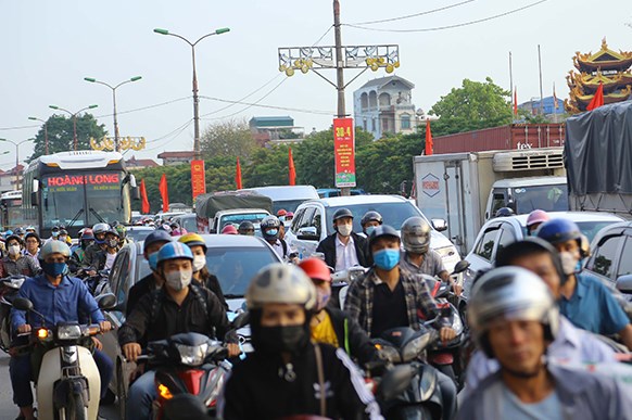 Hà Nội thí điểm điều chỉnh tổ chức giao thông tuyến đường Long Biên