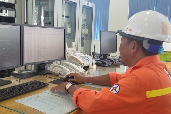 Từng bước làm chủ công nghệ hệ thống điều khiển tại Trạm biến áp 220kV Nha Trang  