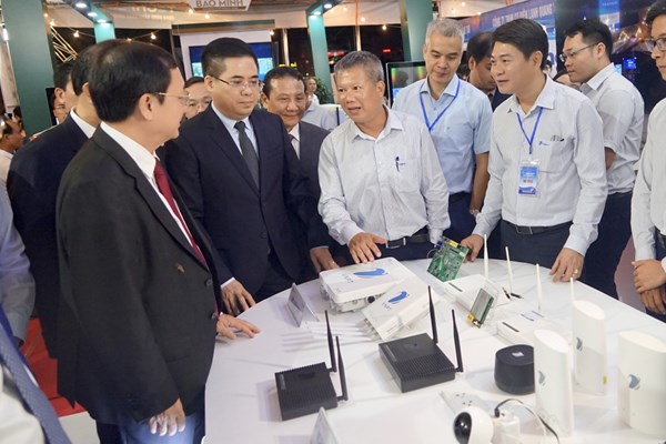 Chia sẻ kết nối dữ liệu mạng 5G không cần cáp quang