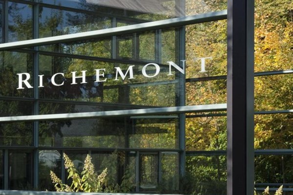 Richemont đạt doanh thu kỷ lục