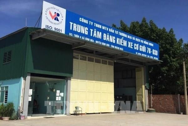 Bắt tạm giam Giám đốc, Phó Giám đốc Trung tâm Đăng kiểm xe cơ giới 76-03D