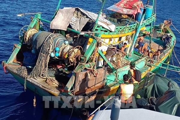 Xử lý phương tiện vi phạm an ninh an toàn đường ống dẫn khí trên biển