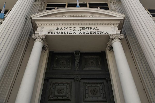Argentina tìm kiếm hỗ trợ tài chính từ Trung Quốc