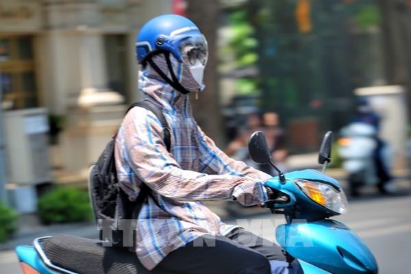 Tiếp diễn nắng nóng gay gắt, có nơi lên đến 39 độ C