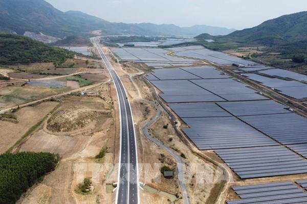 Đưa vào khai thác tạm thời cao tốc Nha Trang – Cam Lâm