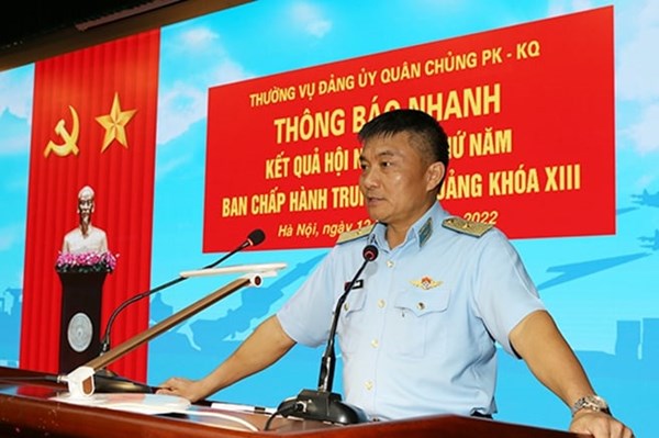Thủ tướng Chính phủ bổ nhiệm Tư lệnh Quân chủng Phòng không - Không quân