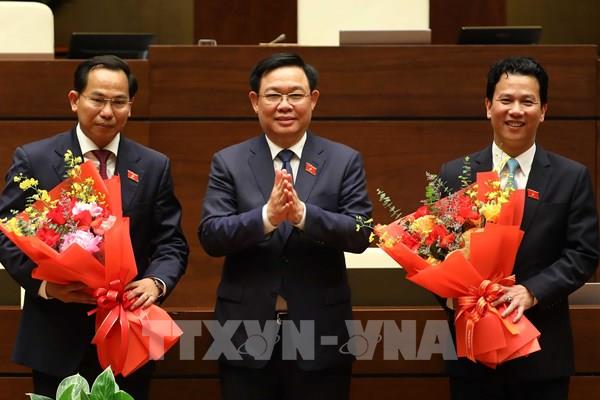 Thông qua Nghị quyết bầu Chủ nhiệm Ủy ban Tài chính - Ngân sách và phê chuẩn đề nghị bổ nhiệm Bộ trưởng Bộ Tài nguyên và Môi trường
